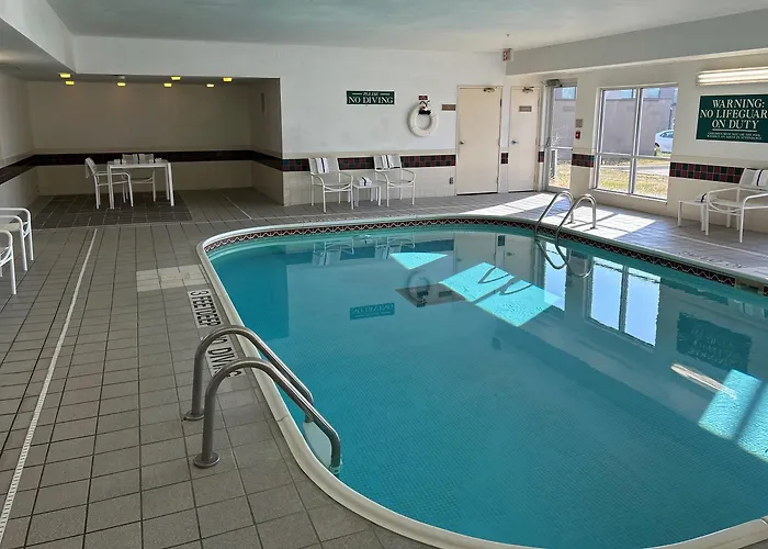 Country Inn & Suites By Radisson, Owatonna, Mn